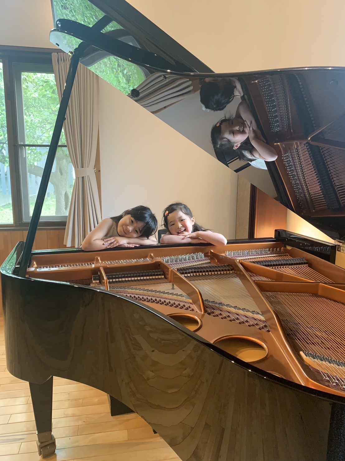 第48回ピティナピアノコンペティション地区予選連弾初級A部門優秀賞本選進出決定中田怜衣さん（小2）奥山栞さん（年長）